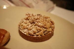 Gontran Cherrier - Apple and lavender tart