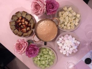 Pink the restaurant - pink white choc fondue